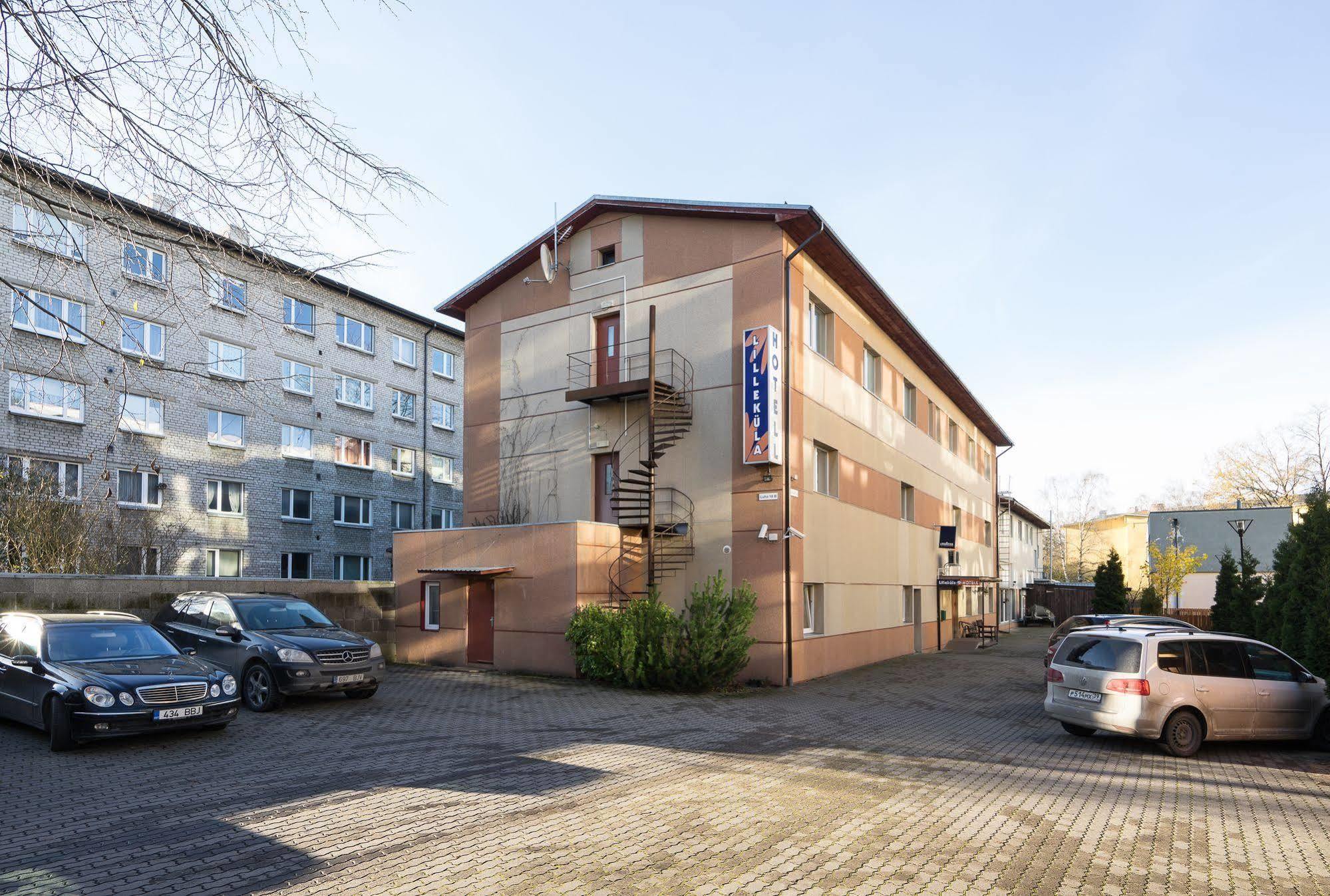 Lillekuela Hotel Reval Exterior foto
